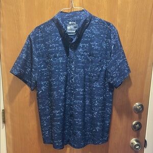 Silver bait, fishing shirt, size medium